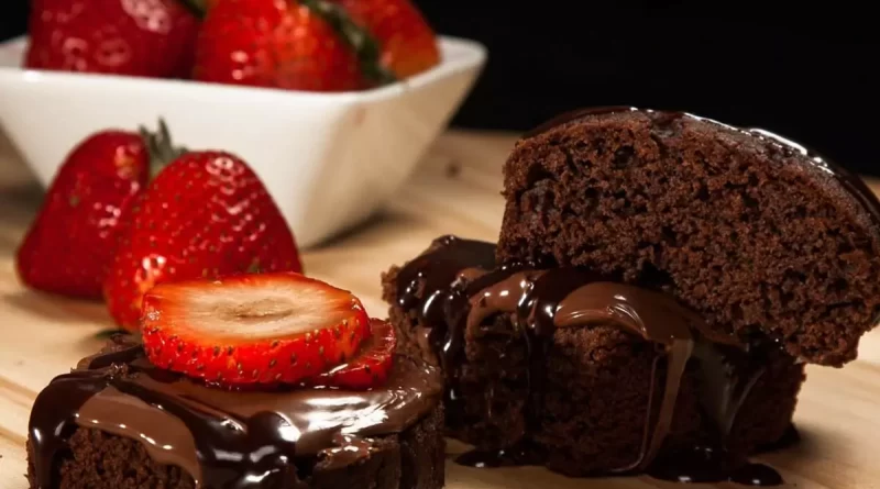 Como Fazer Bolo de Chocolate Fofinho e Delicioso
