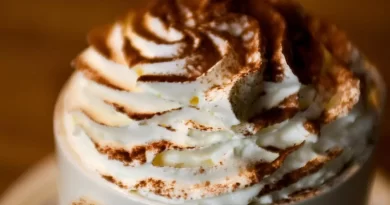 Como Fazer Chantilly Perfeito com Apenas 3 Ingredientes